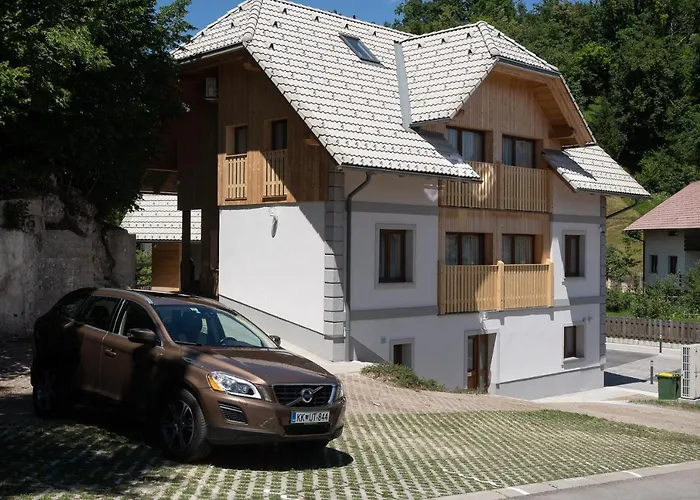 Janko דירה בלד